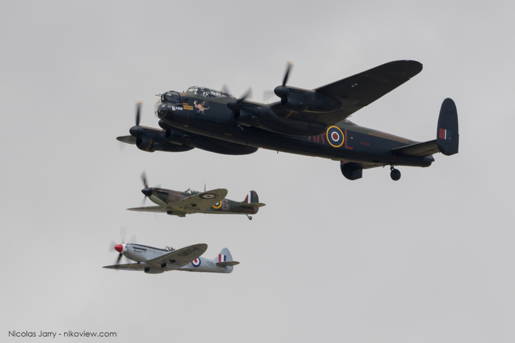 Lancaster + Spitfire - RAF Battle of Britain Memorial Flight